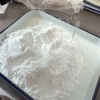 Pó de calcita para alimentação de gado